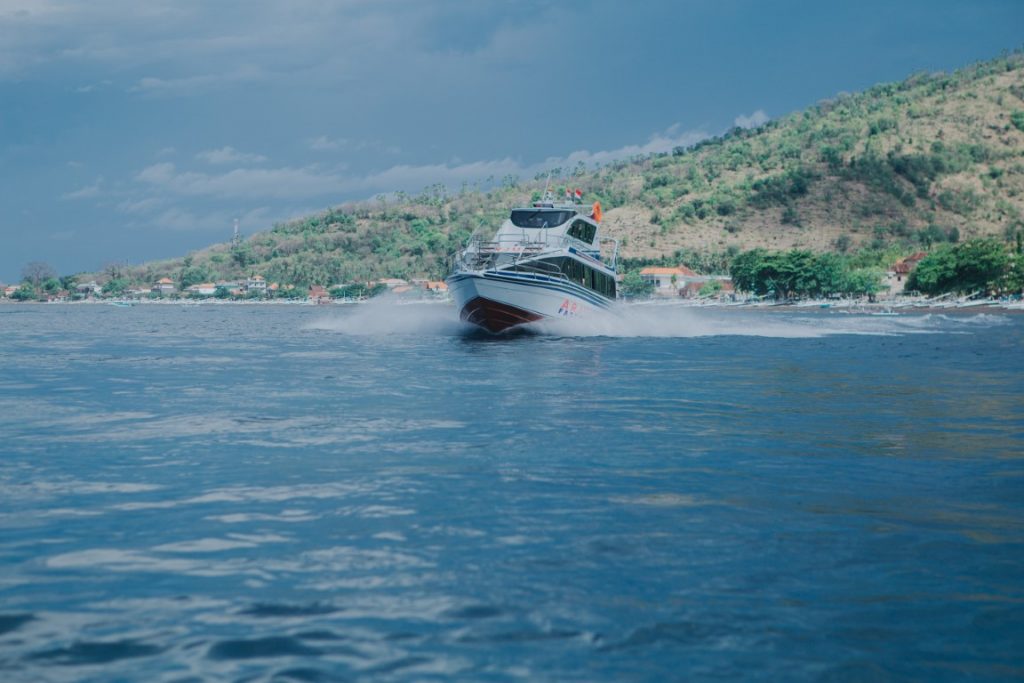 Getting Gili Trawangan by Fast Boats